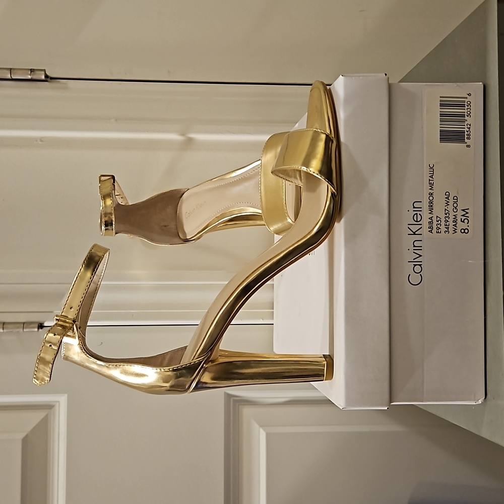 Calvin Klein abiba Mirror Metallic Women's 8.5 Pump